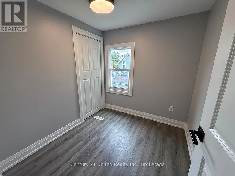 70 Park St S #70 — Photo 13