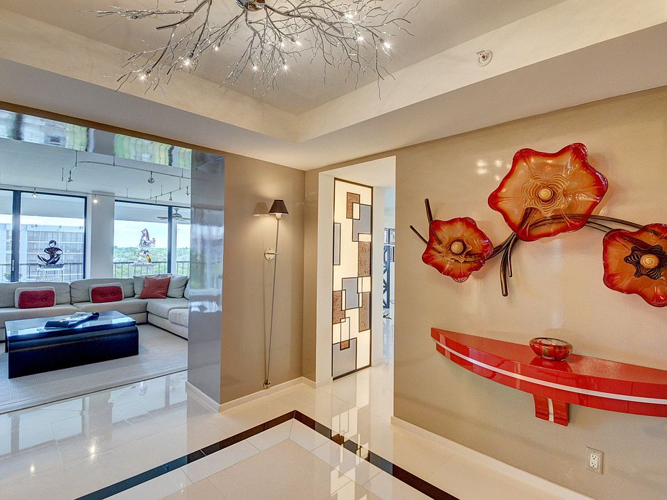 Home For Sale In Boca West