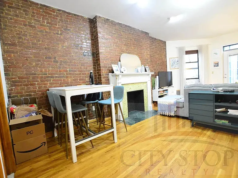 306 W 73rd St #3B — Photo 2