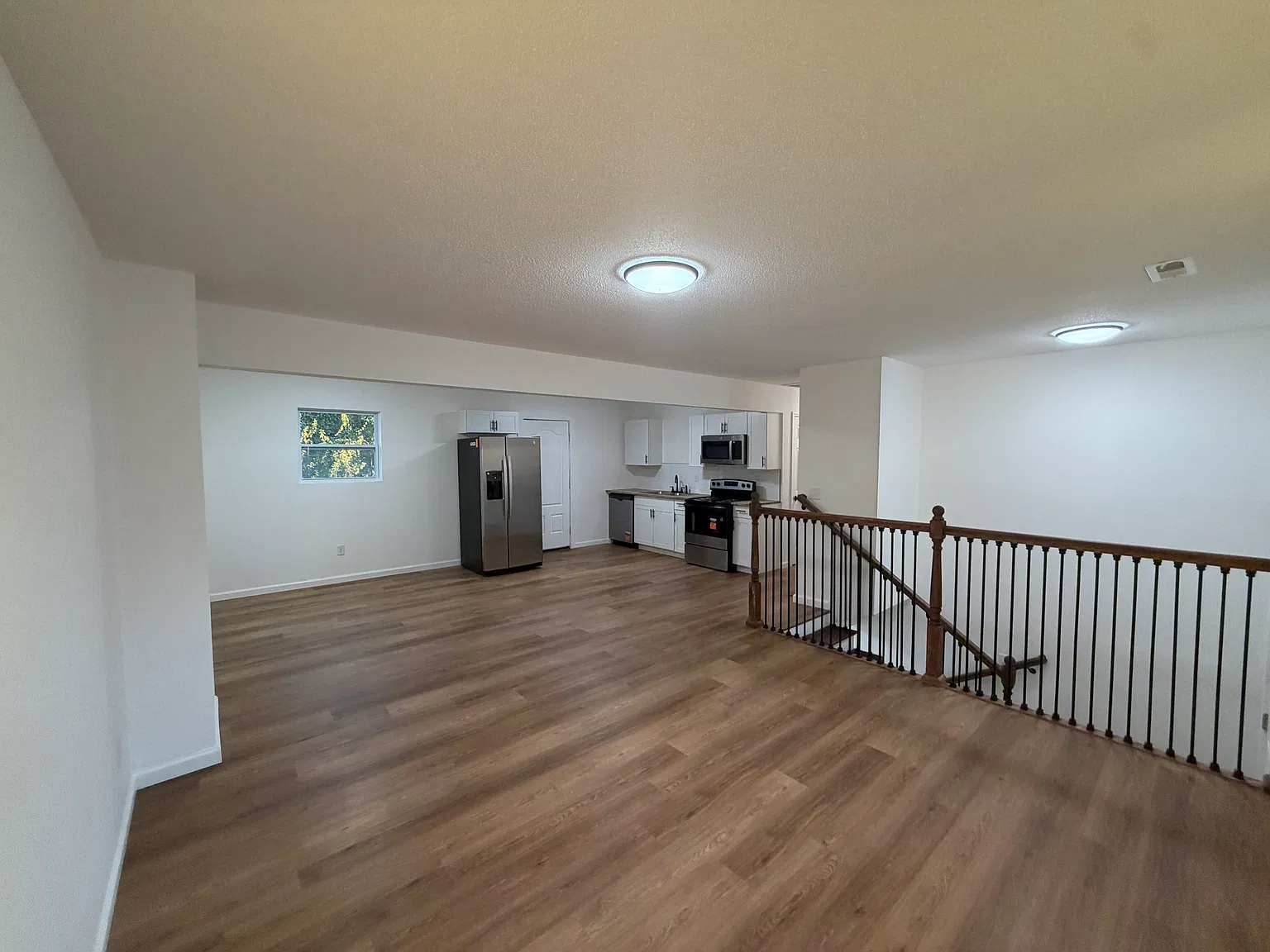 5 bed, $2,700 — Photo 3