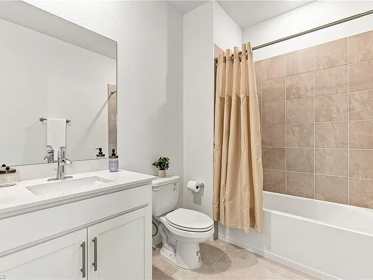 14711 Bluewater Rd — Photo 14