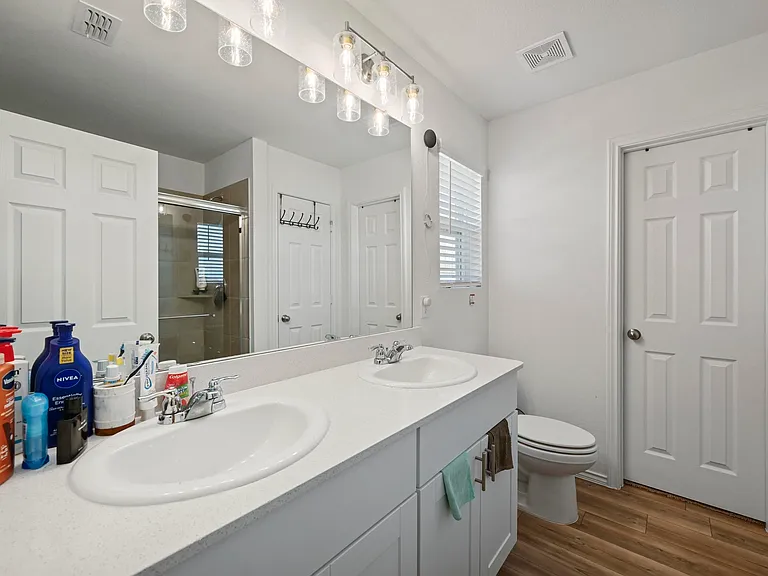 4500 Greyberry Dr — Photo 14