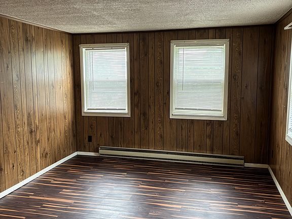 4th image of 14 W Wilson Blvd #2-1