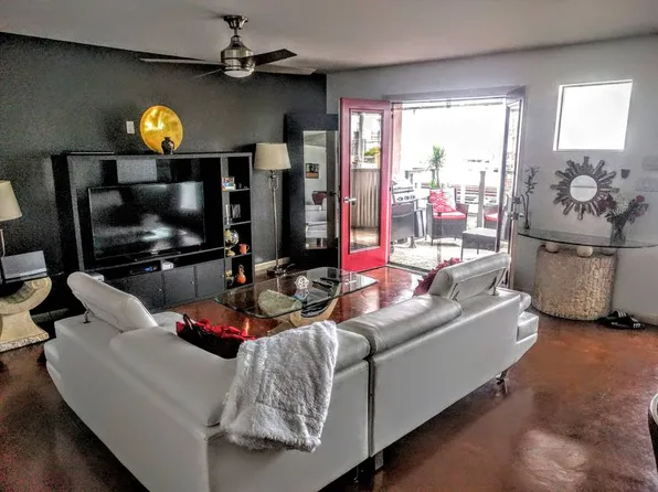 41 Waller St APT 205, Austin, TX 78702