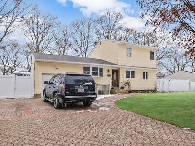 137 Wittberg Street, Brentwood, NY, 11717