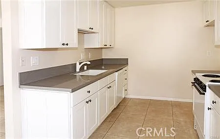 1 bed, 724 sqft, $2,995 — Photo 4