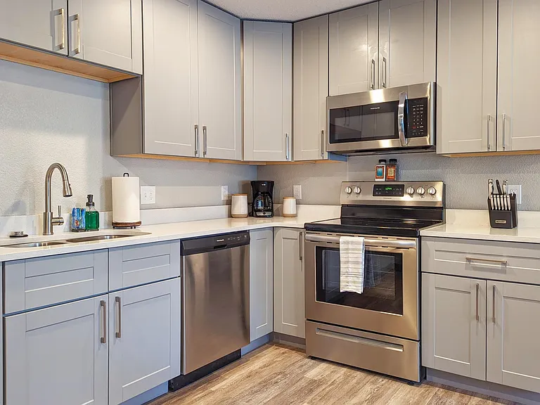2308 W Bijou St #201 — Photo 15