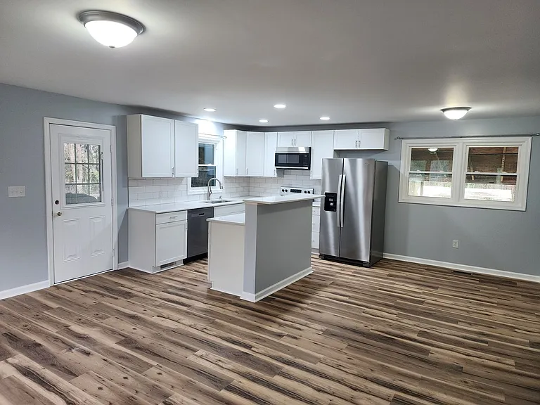 203 Inman Rd — Photo 13