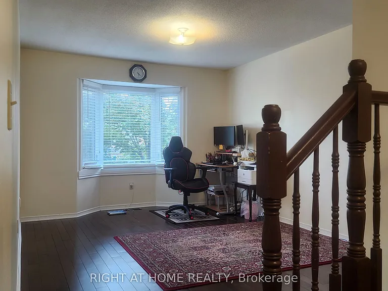 59 Havenhurst Cres — Photo 10