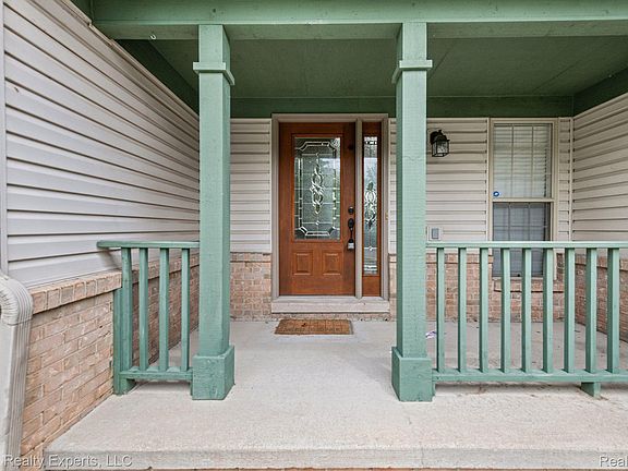 3rd image of 5367 High Ridge Dr