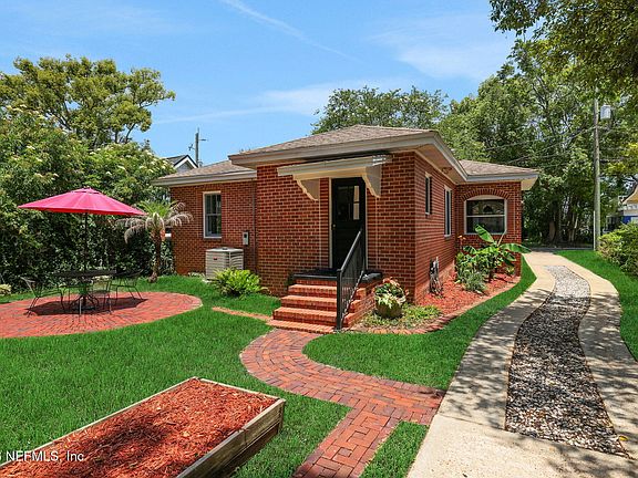 2nd image of 4712 SAPPHO Avenue