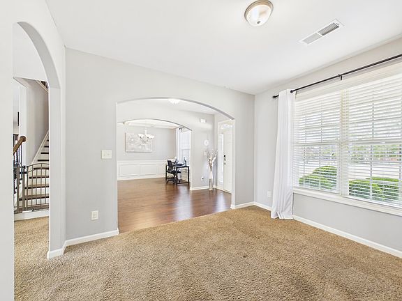 4th image of 783 Sweetbay Pkwy