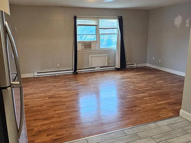 156 Bull Hill Ln #B — Photo 2