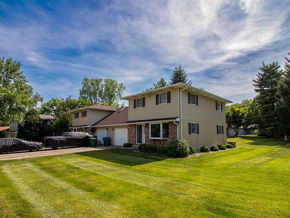 3rd image of 117 Wildwood Blvd