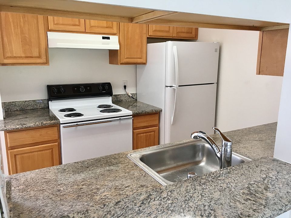 1st image of 1105 Capuchino Ave APT 5