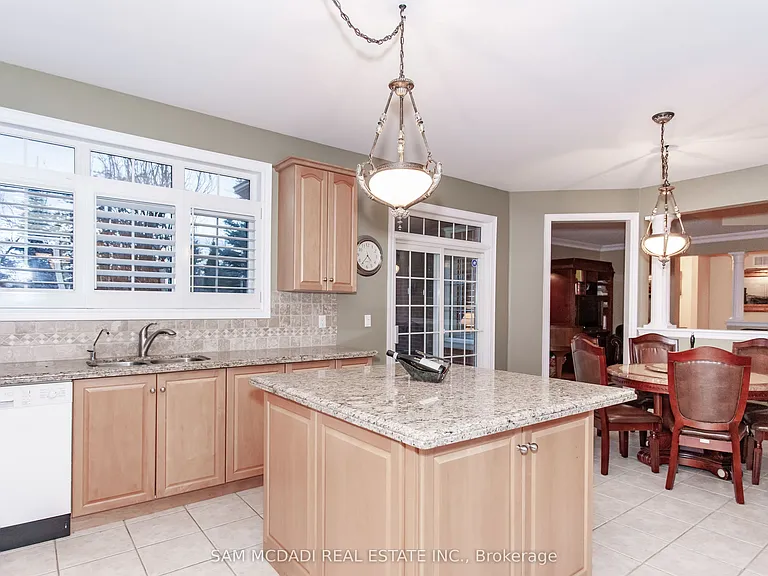 50 Links Ln #UPPER — Photo 16