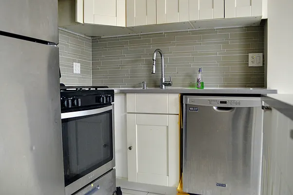 Rented by Bond New York | media 2