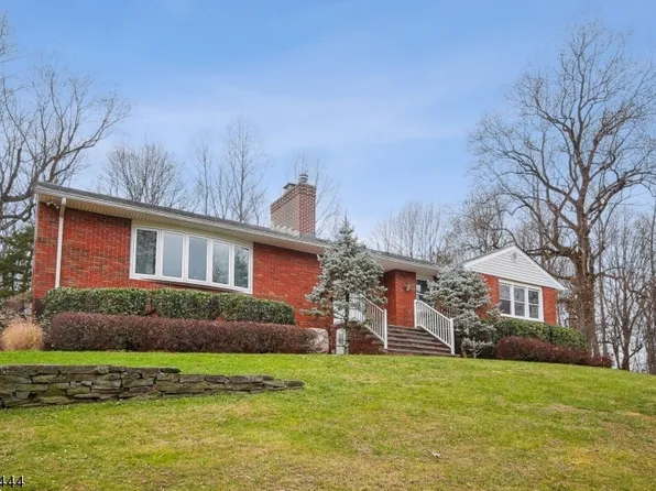 30 Gravel Hill Rd, Union Twp., NJ 08802