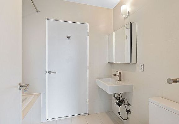 4th image of 131 Wythe Ave APT 3F