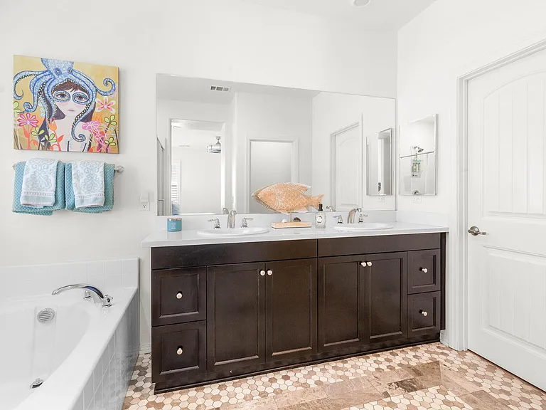 8653 Bay Laurel St — Photo 10