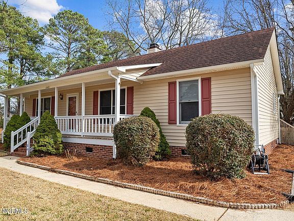 3rd image of 1303 Cedar Lane