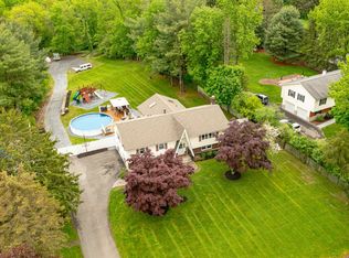 14 Gold Rd, Poughkeepsie, NY 12603