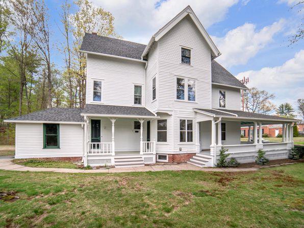 79 Lovely St, Unionville, CT 06085