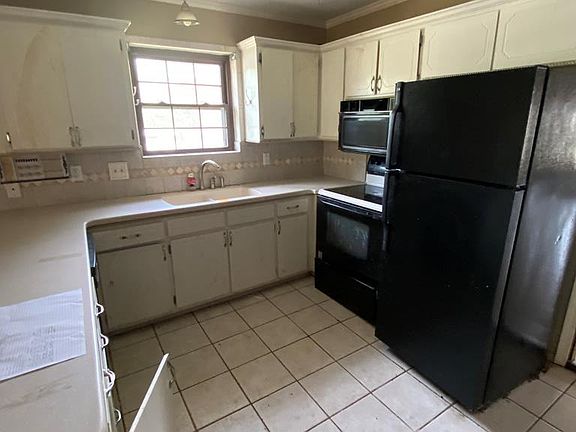 4th image of 5107 Oriole Dr
