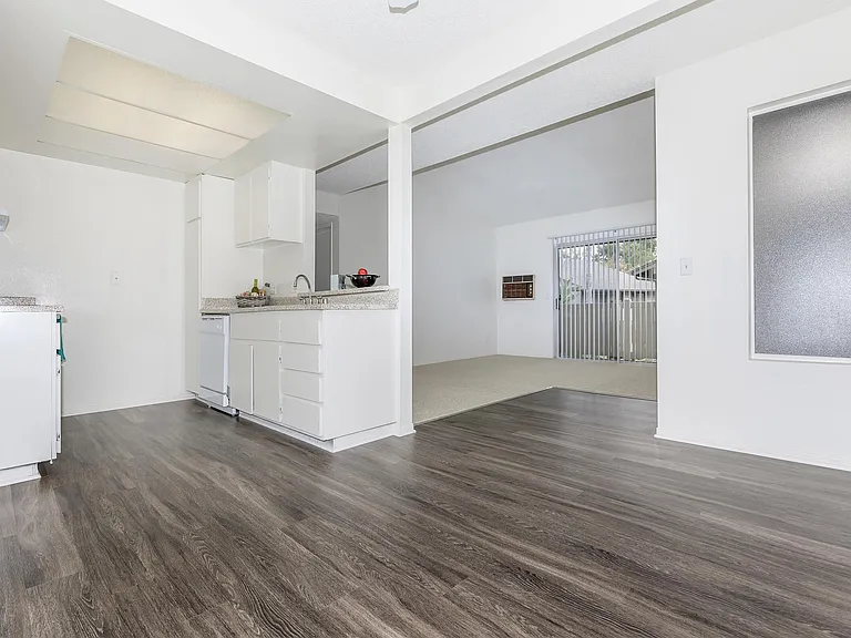 Monte Verde Apartment Homes — Photo 36
