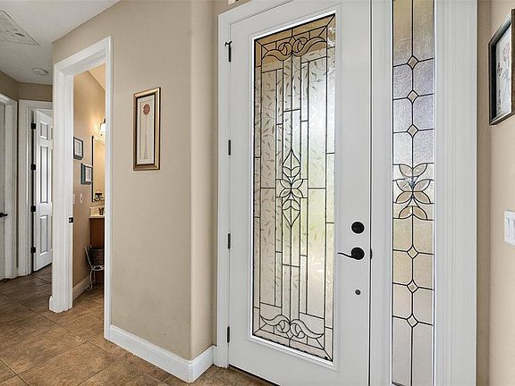 5th image of 110 S HUMMINGBIRD PLACE