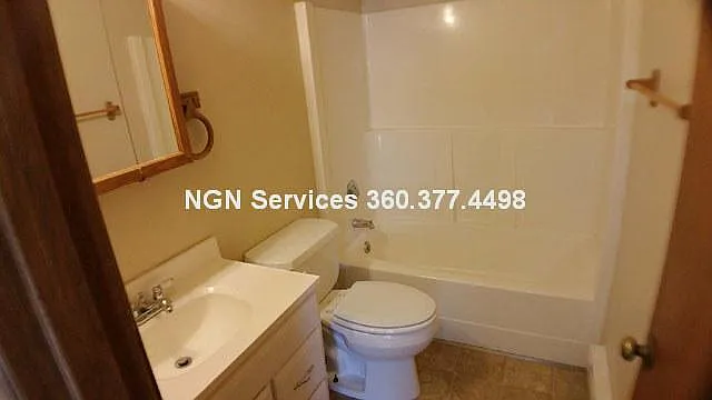 1325 Ivy Rd #A — Photo 5