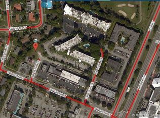 15930 SW 96th Ave, Miami, FL 33157