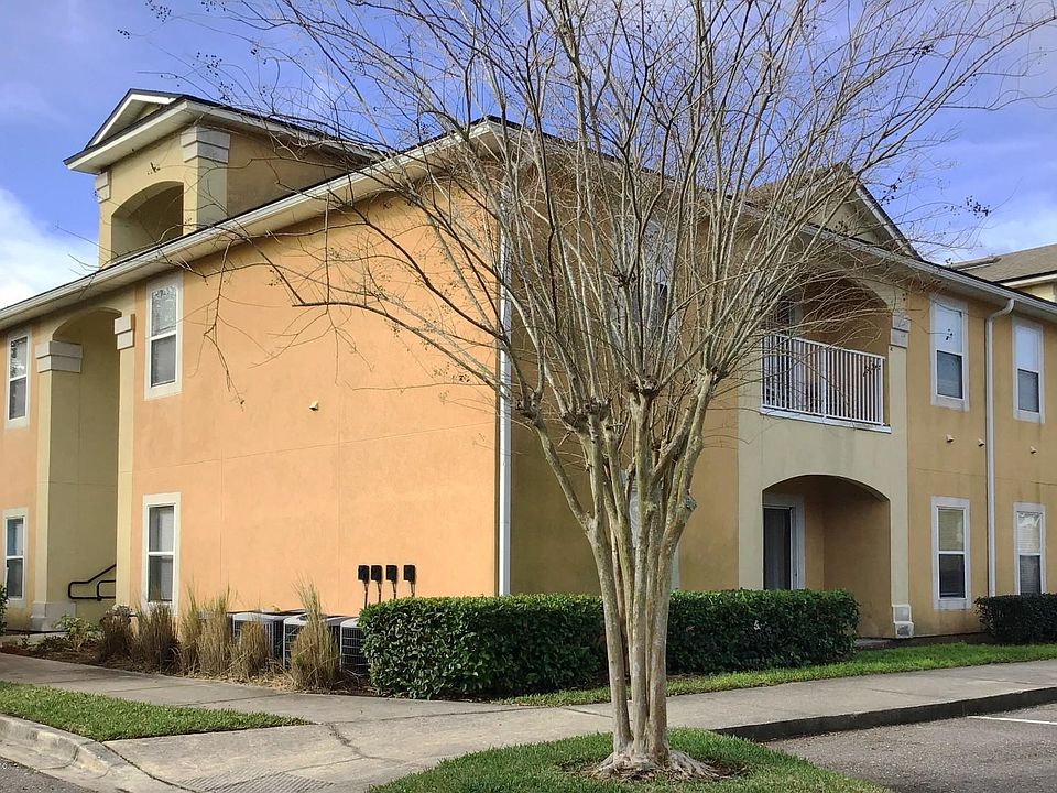1st image of 6880 Skaff Ave Unit 7