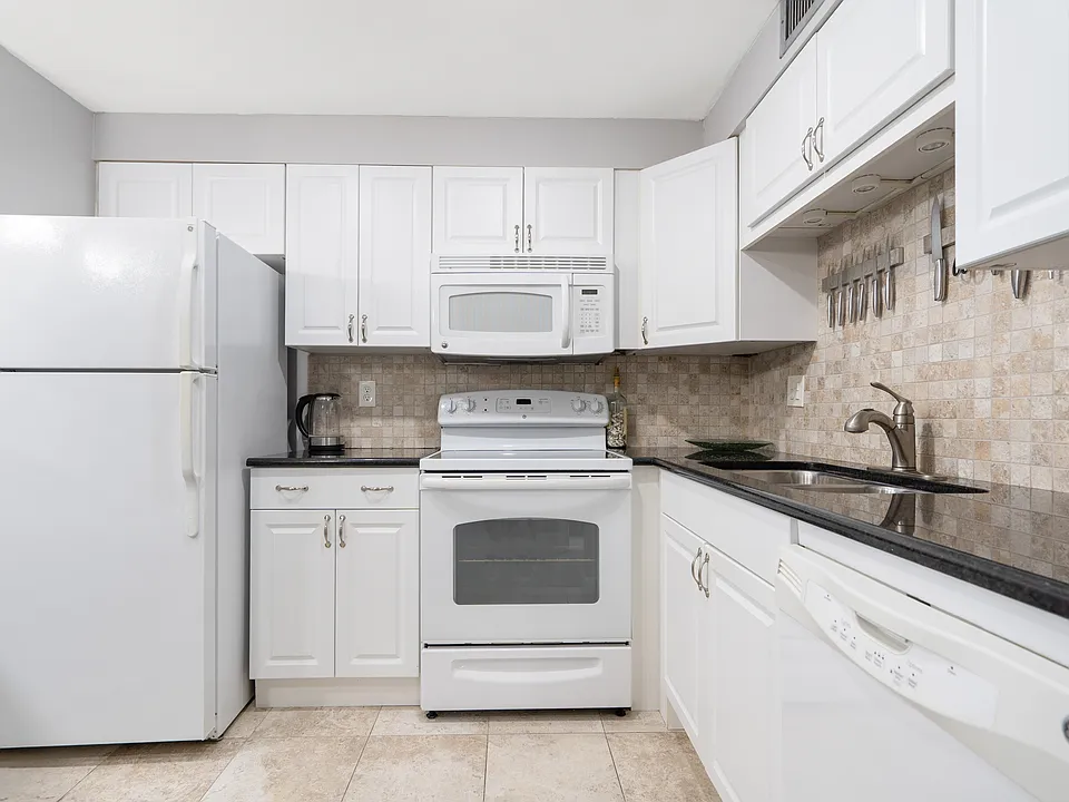 7321 Central Ave #409