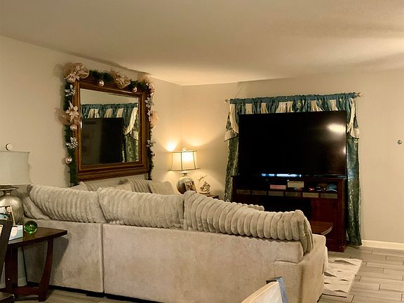3rd image of 2502 E Montgomery St #14B