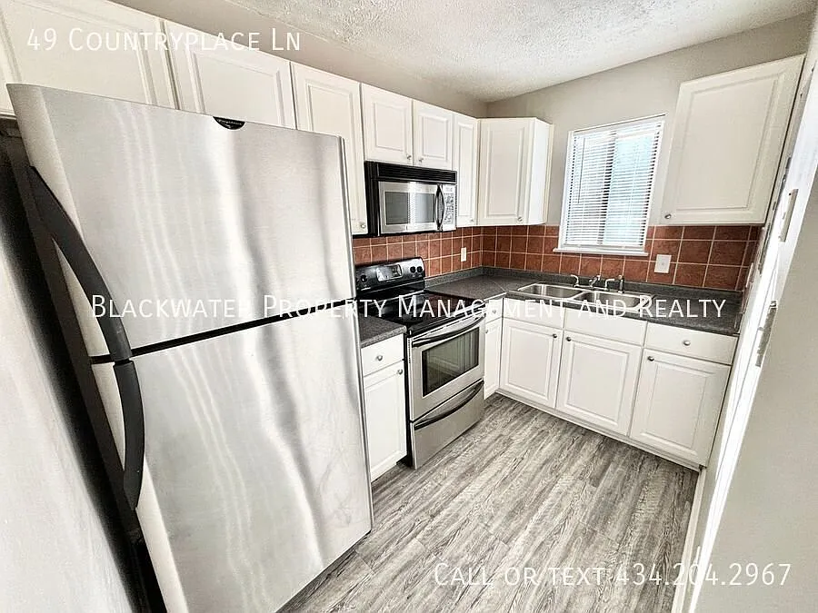 2 Bedroom Townhouse in Countryplace! — Photo 4