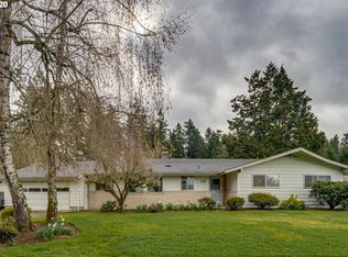 135 SE Crestview Dr, Hillsboro, OR 97123