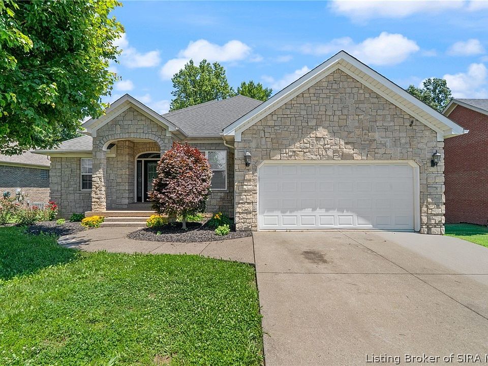 1st image of 805 Graceland Drive