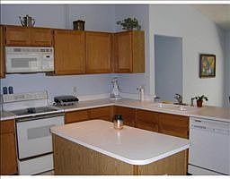 4th image of 7616 Parkview Way