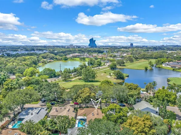 136 Greens Rd, Hollywood, FL 33021