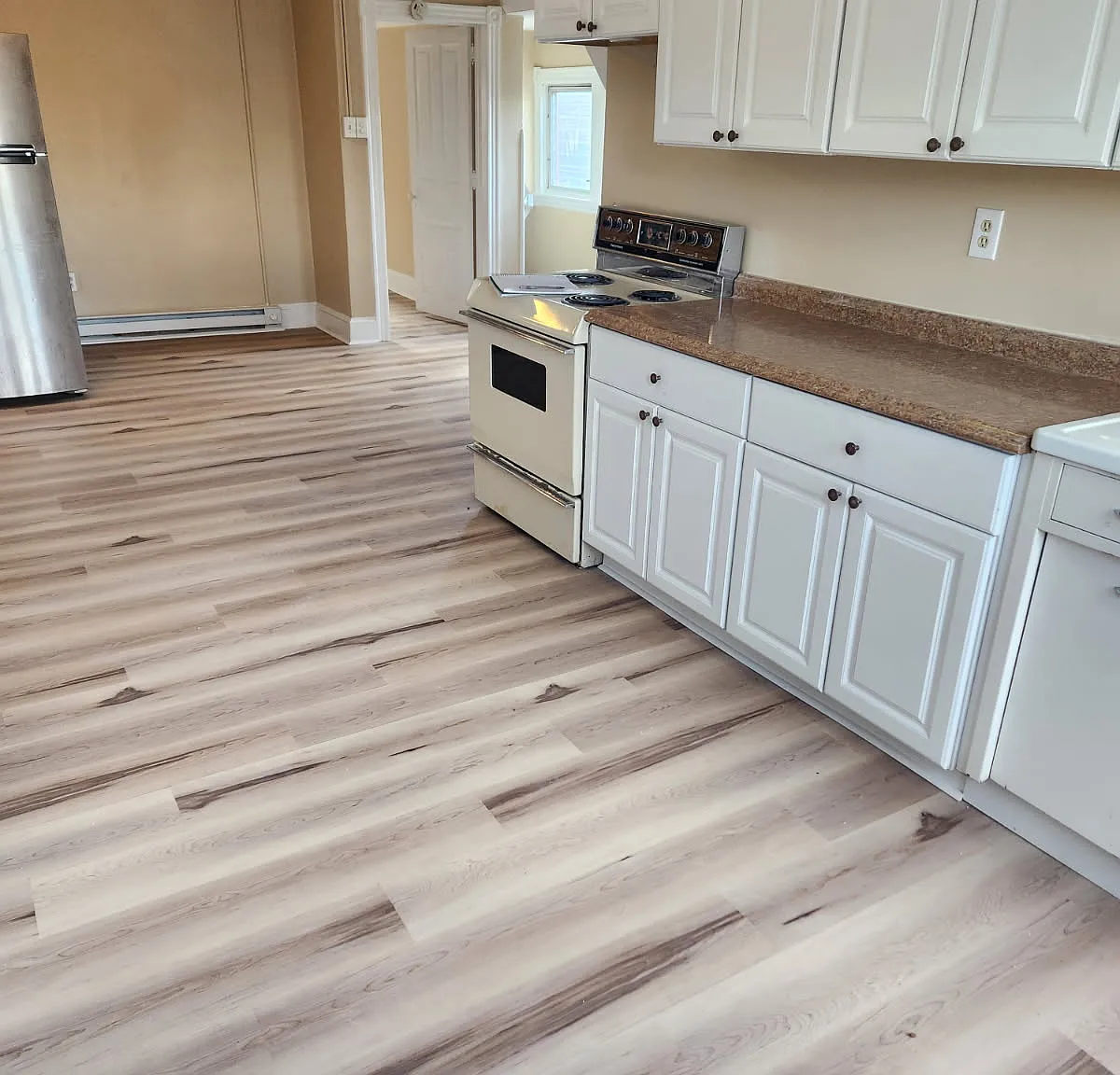 1 bed, 700 sqft, $1,225 — Photo 2