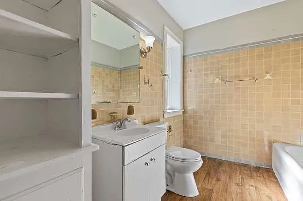 7830-32 S Luella Ave #3N — Photo 24