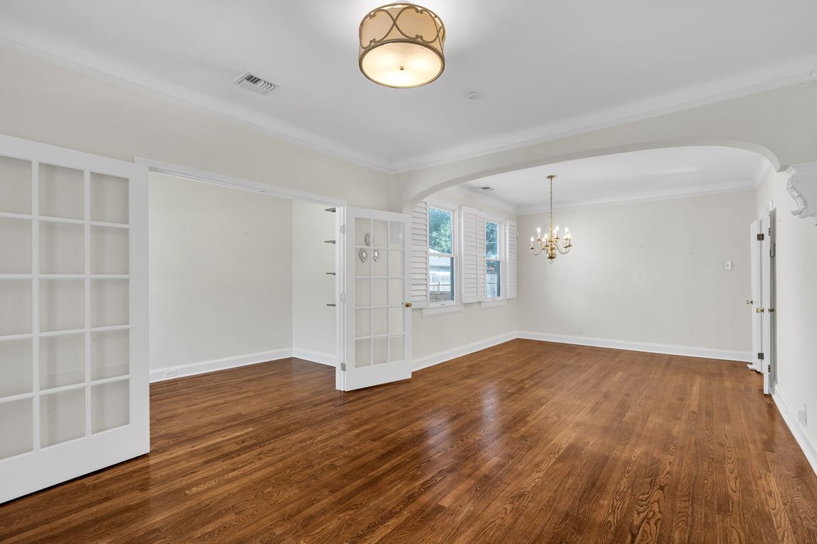 next background image