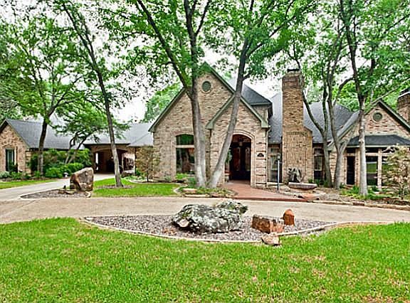 5th image of 800 Timberwood Ln