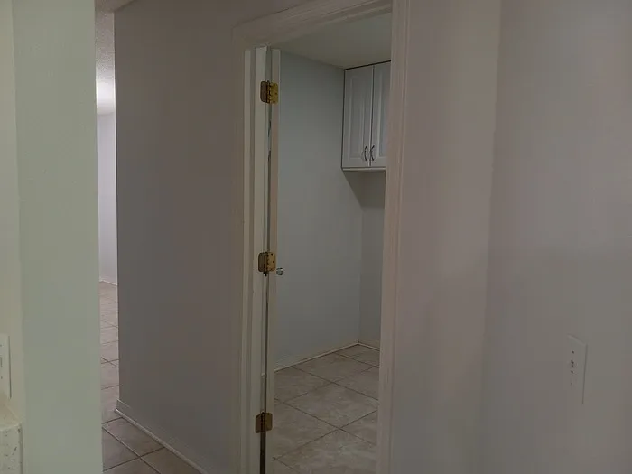 6787 Rickwood Dr — Photo 31