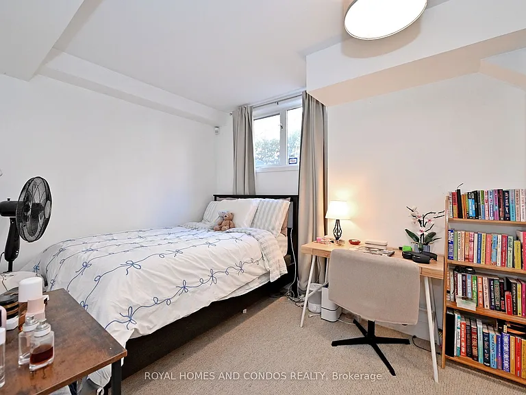 415 Jarvis St #125 — Photo 31