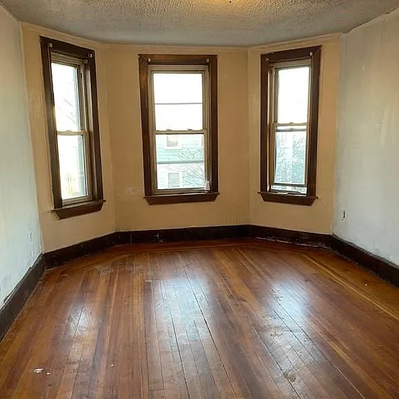83 Central Ave #3 — Photo 1