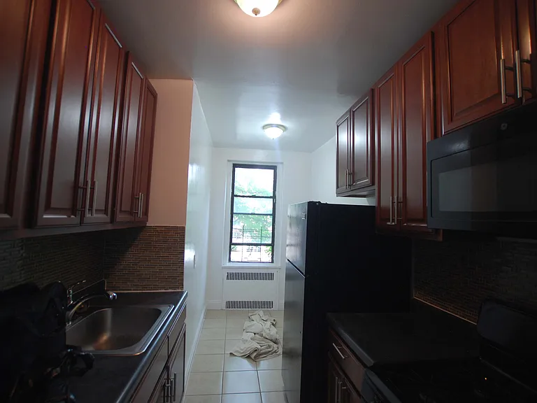 772 E 80th St #2 — Photo 12