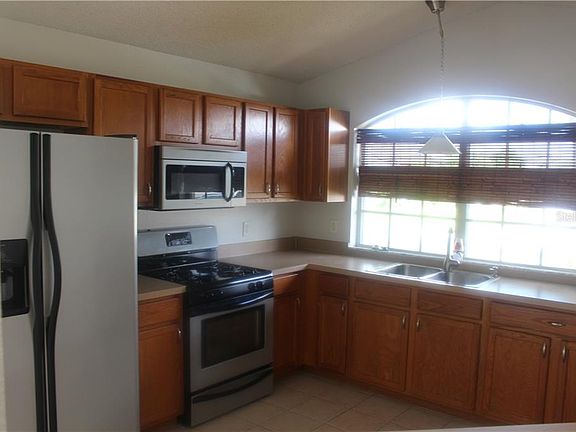 2nd image of 147 King George Dr