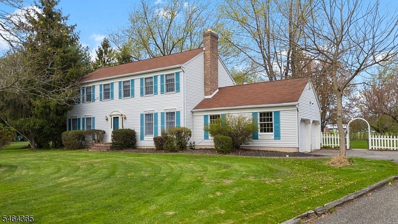 1st image of 2 Rittenhouse Cir